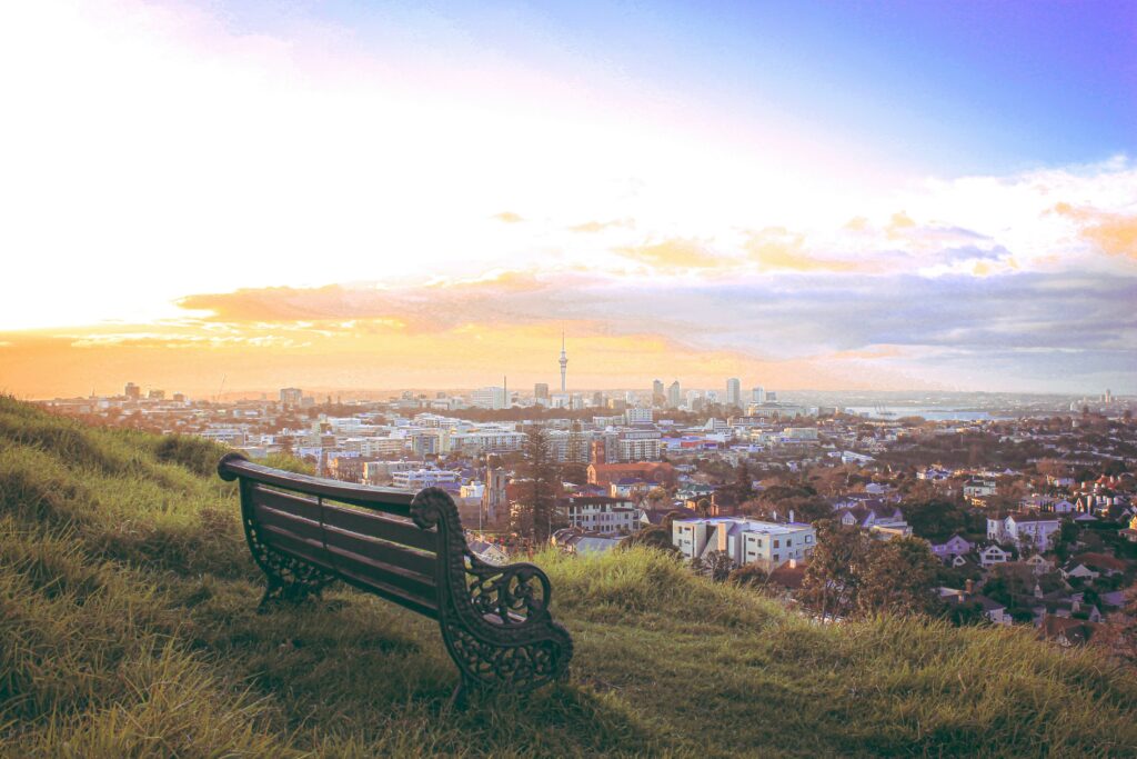 Auckland — The City Between Two Harbors